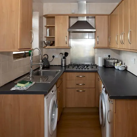 Pass The Keys Amazing 4 Bedroom Property- Hot Tub & Sea Views Nyaraló Scarborough